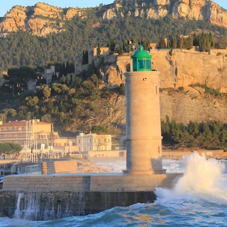 Le Cézanne au centre de Cassis Appartamento Esterno foto